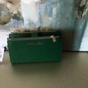 NWT Michael Kors  Double Zip Wristlet